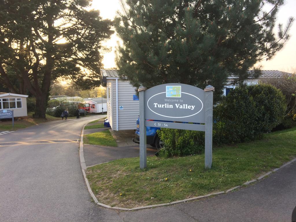 Turlin Valley Poole Eksteriør bilde